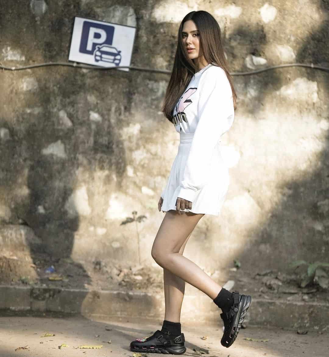 Sonam Bajwa Pics