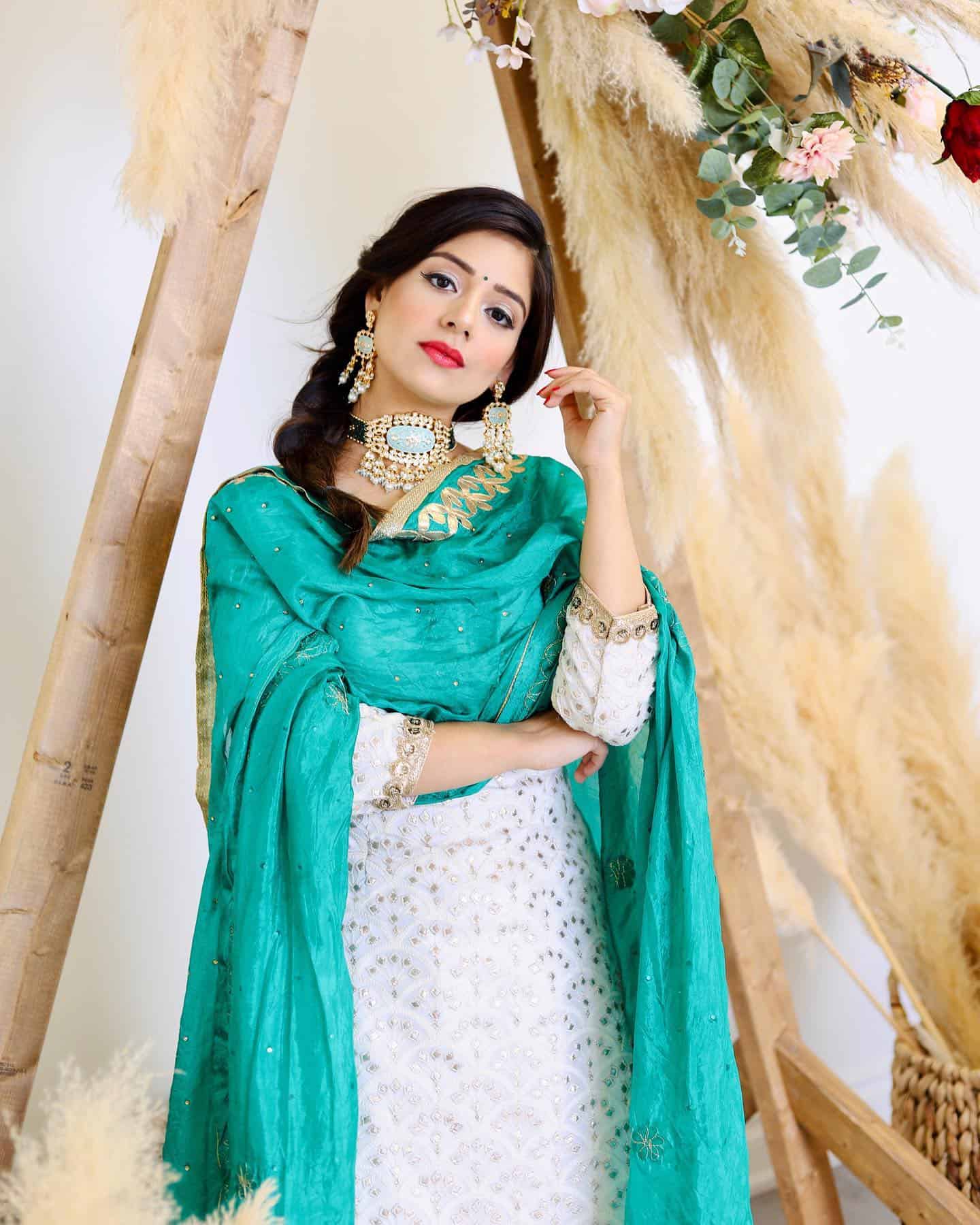 Cute Punjabi Girls DP