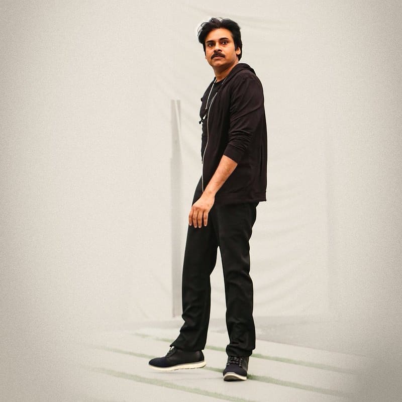 Hero Pawan Kalyan Photos