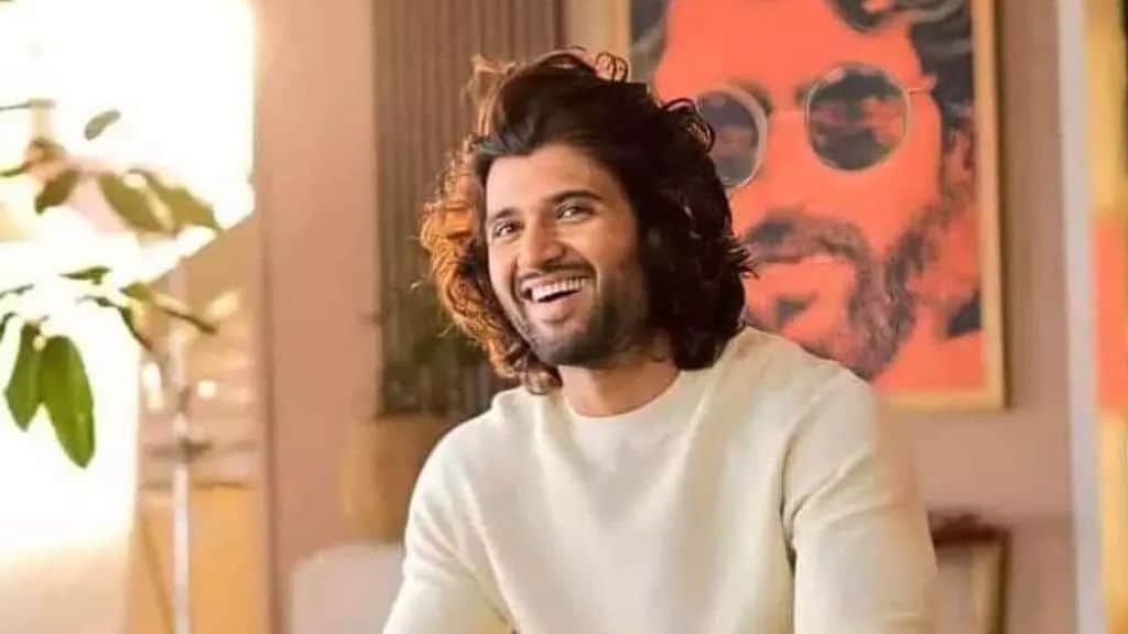 Vijay Devarakonda Photos Thumbnail
