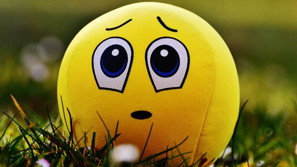 Fake Smile DP Thumbnail