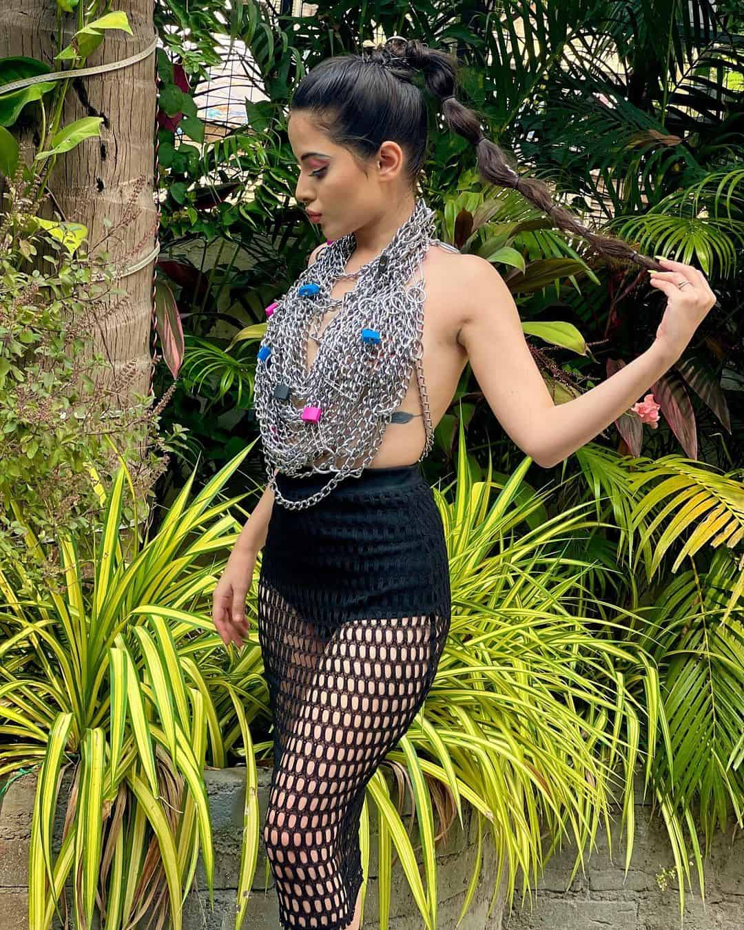 Urfi Javed Wallpaper
