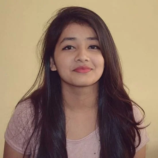 Ladki Ki Image
